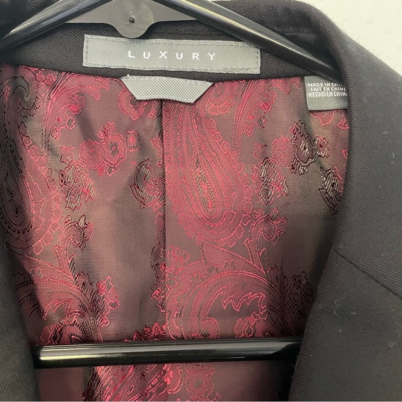 Indochino Luxury Men's NWT CUSTOM SIZE Suit Blazer 40R Black Red Wool Blend - Picture 6 of 9